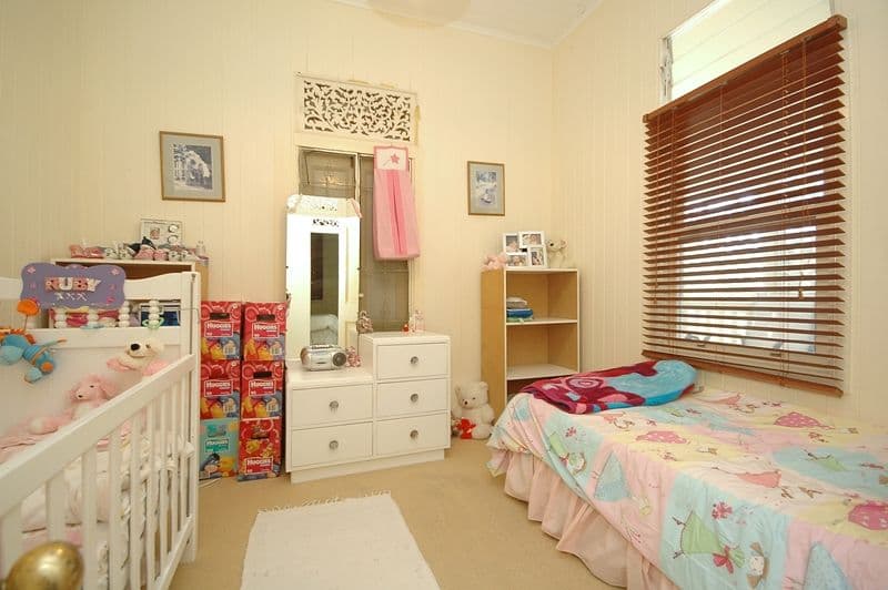 35 Cleveland Street, GREENSLOPES QLD 4120, Greenslopes - Thumbnail 7