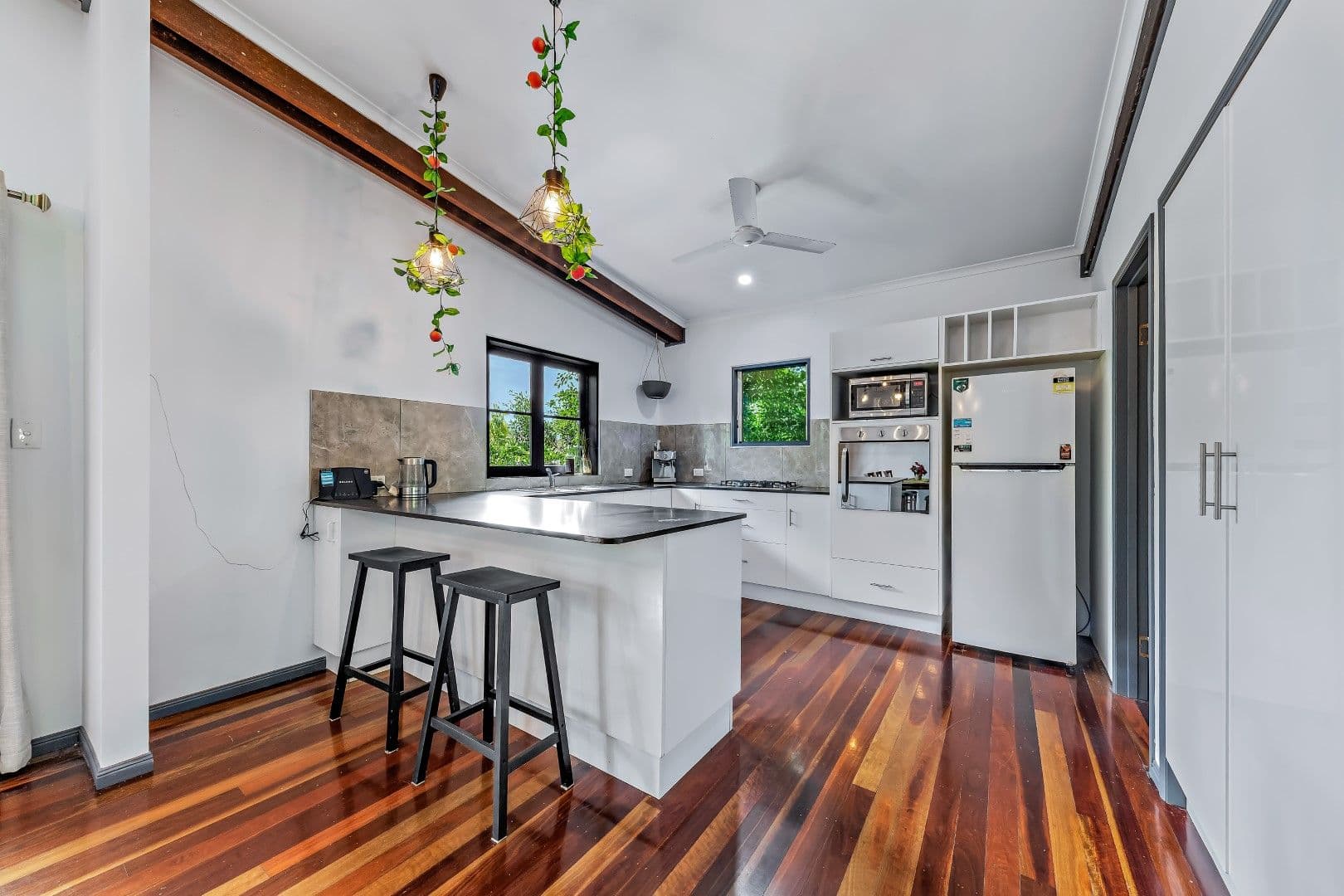 29 Eshelby Drive, Cannonvale QLD 4802, Cannonvale - Thumbnail 2