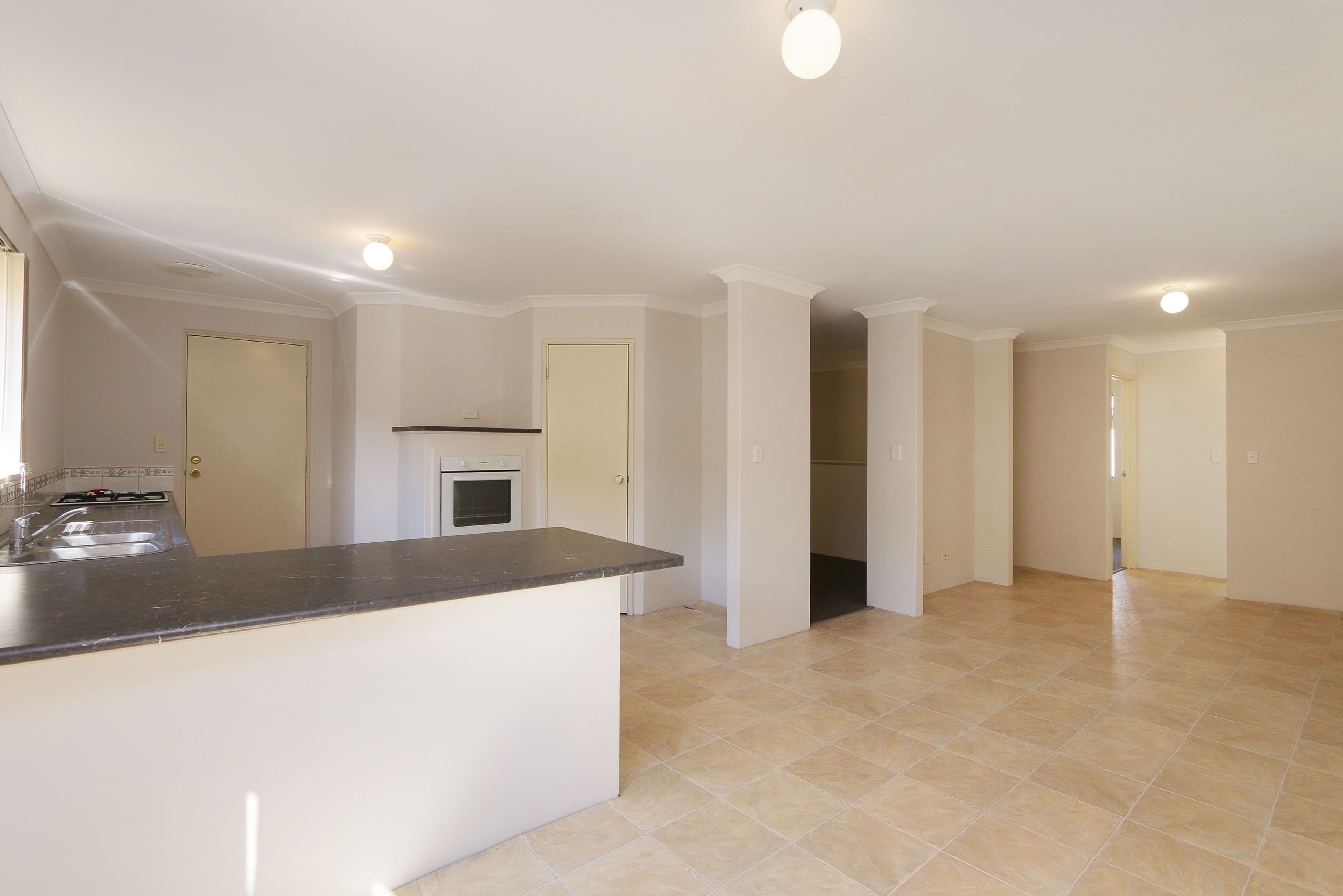 24 Argonaut Crescent, Yangebup WA 6164, Yangebup - Thumbnail 6