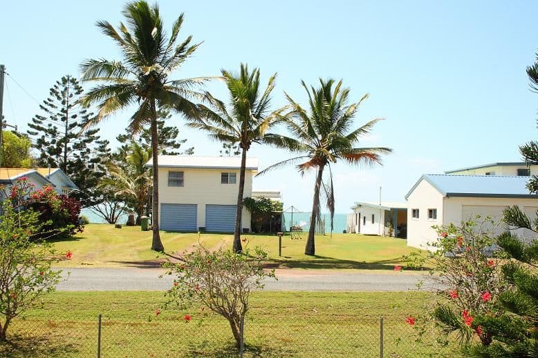 4 Westcott Avenue, GRASSTREE BEACH QLD 4740, Grasstree Beach - Thumbnail 3