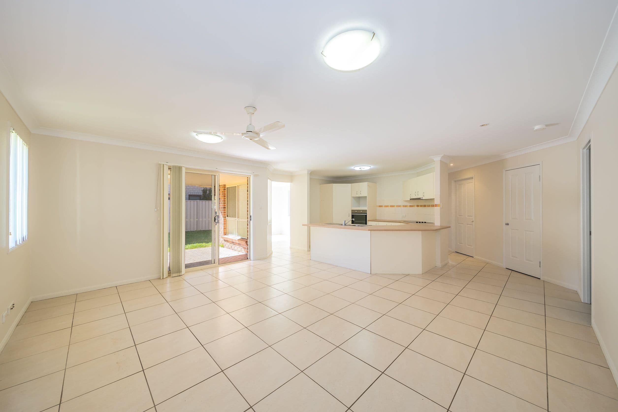 12 Cremorne Court, Sandstone Point QLD 4511, Sandstone Point - Thumbnail 7