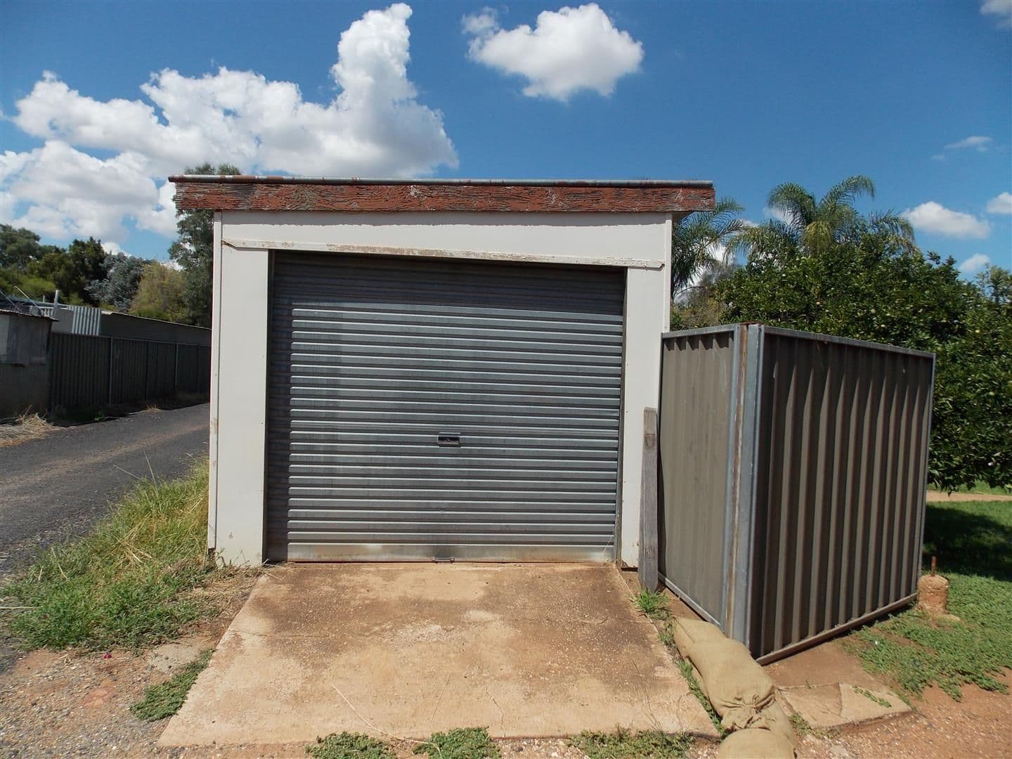 20 Oswin Street, PARKES NSW 2870, Parkes - Thumbnail 4