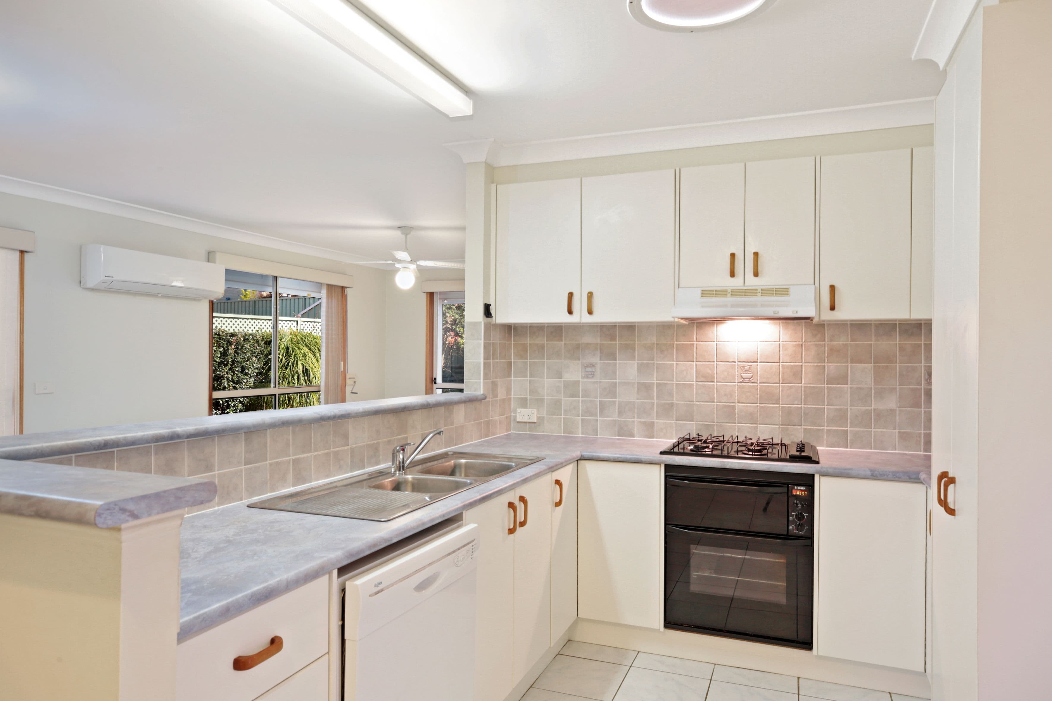 5 Kobina Avenue, Glenmore Park NSW 2745, Glenmore Park - Thumbnail 3
