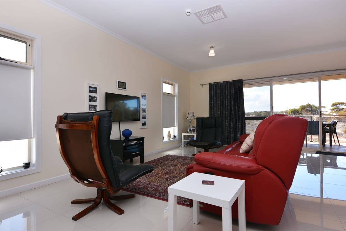 22 Carl Veart Avenue, Whyalla Norrie SA 5608, Whyalla Norrie - Thumbnail 7