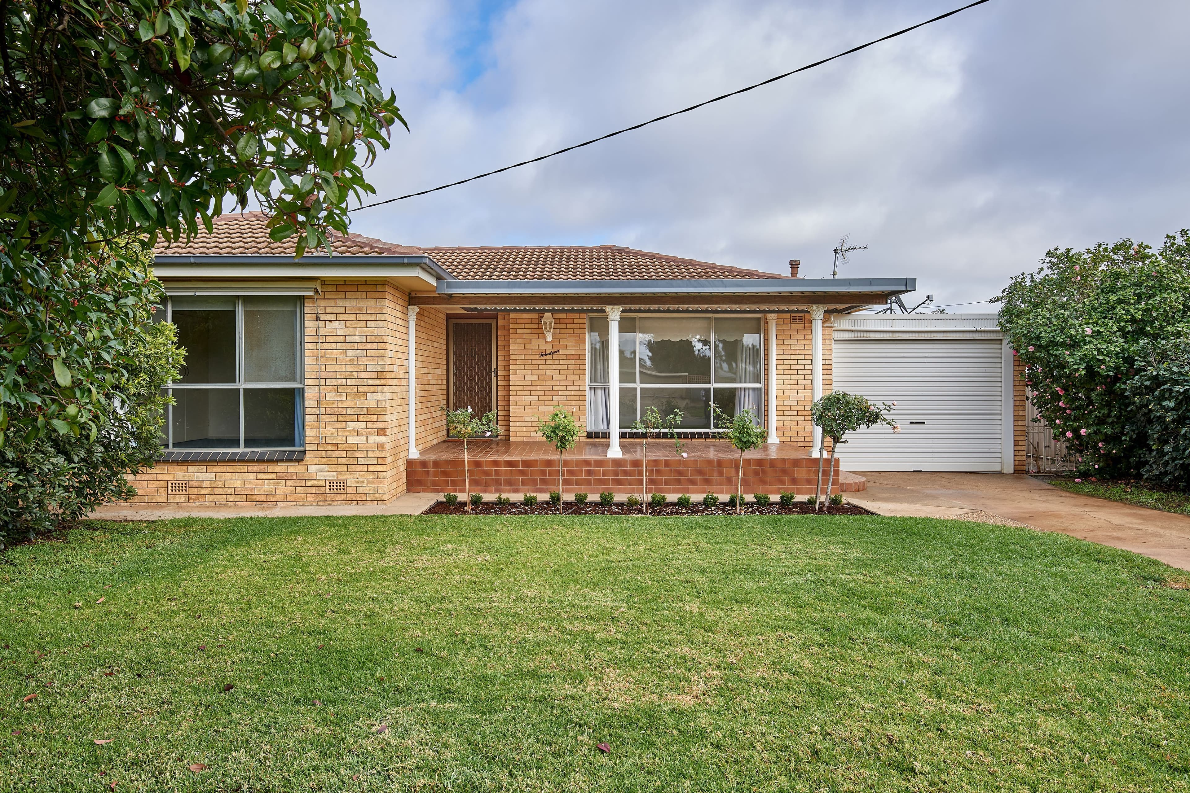 14 Grace Avenue, Lake Albert NSW 2650, Lake Albert - Image 1
