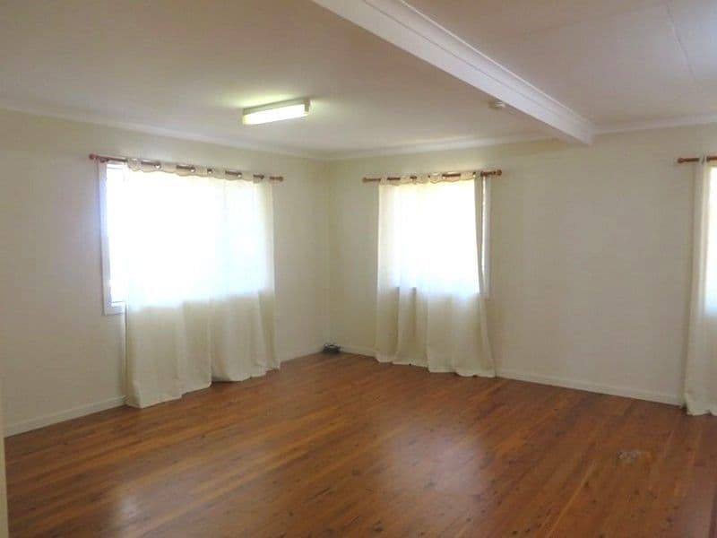 26 Pier Street, South Gladstone QLD 4680, South Gladstone - Thumbnail 5