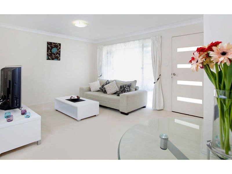 75 Mabel Street, OXLEY QLD 4075, Oxley - Thumbnail 2