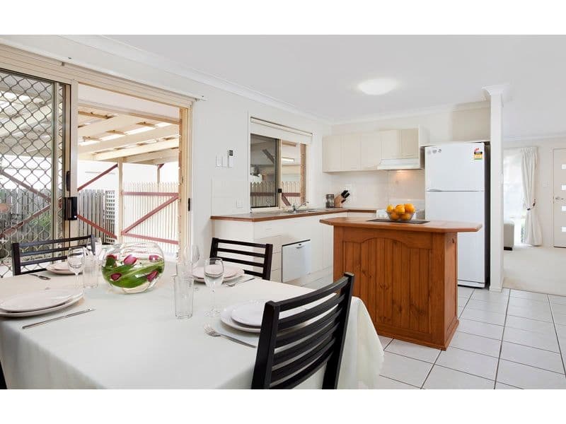 75 Mabel Street, OXLEY QLD 4075, Oxley - Thumbnail 5