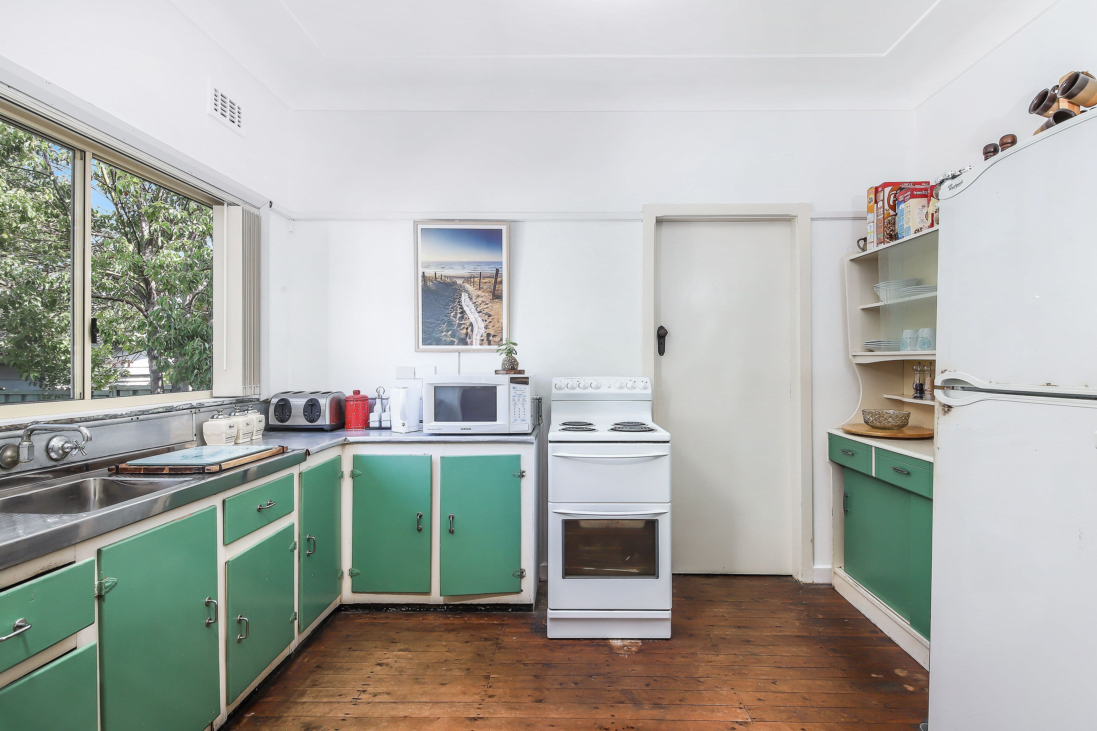 13 Kembla Avenue, Chester Hill - Thumbnail 3