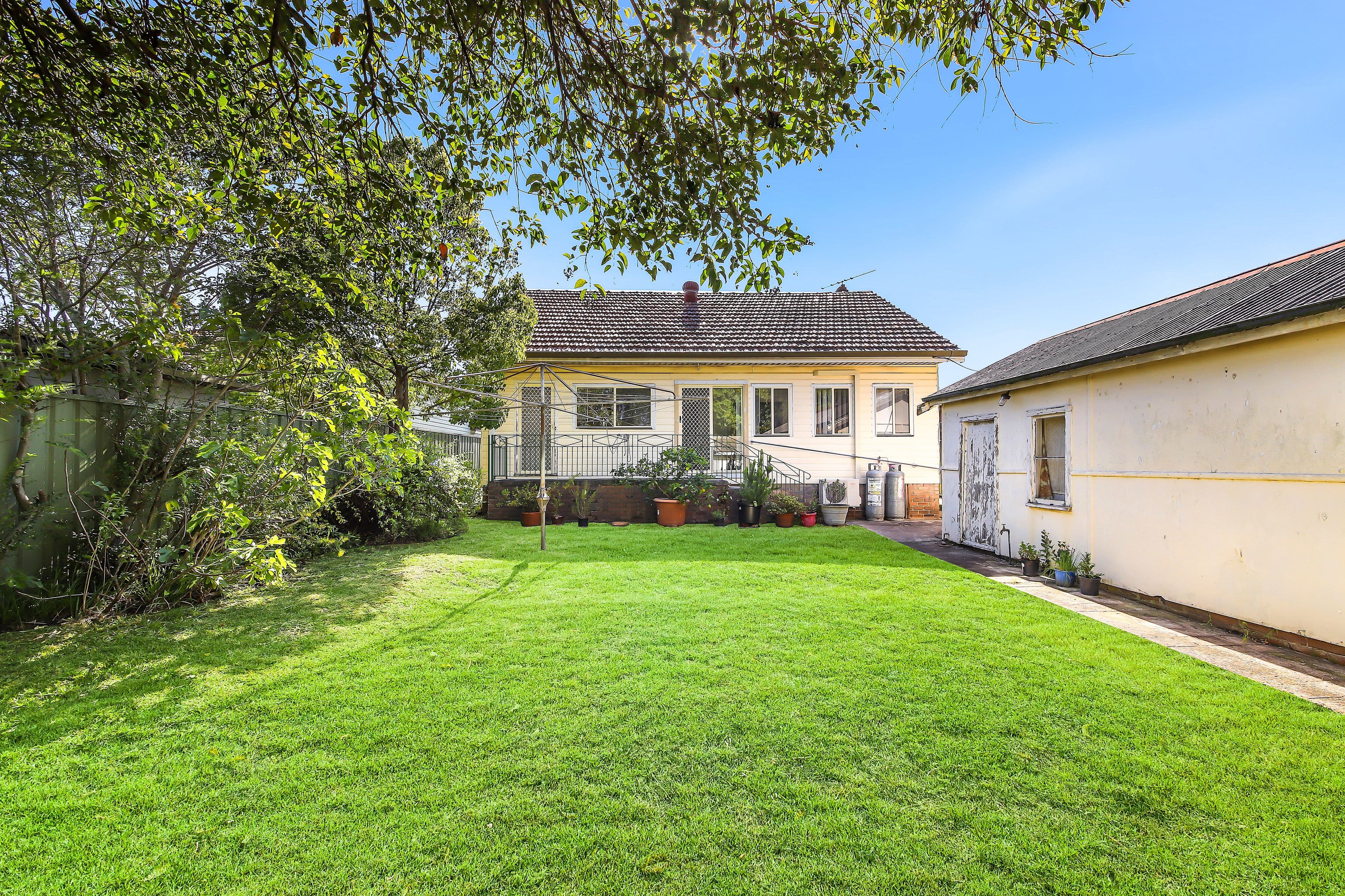 13 Kembla Avenue, Chester Hill - Thumbnail 8