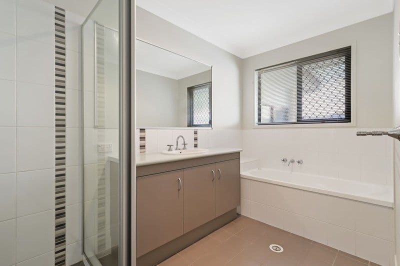 38 Mossman Parade, Waterford QLD 4133, Waterford - Thumbnail 3