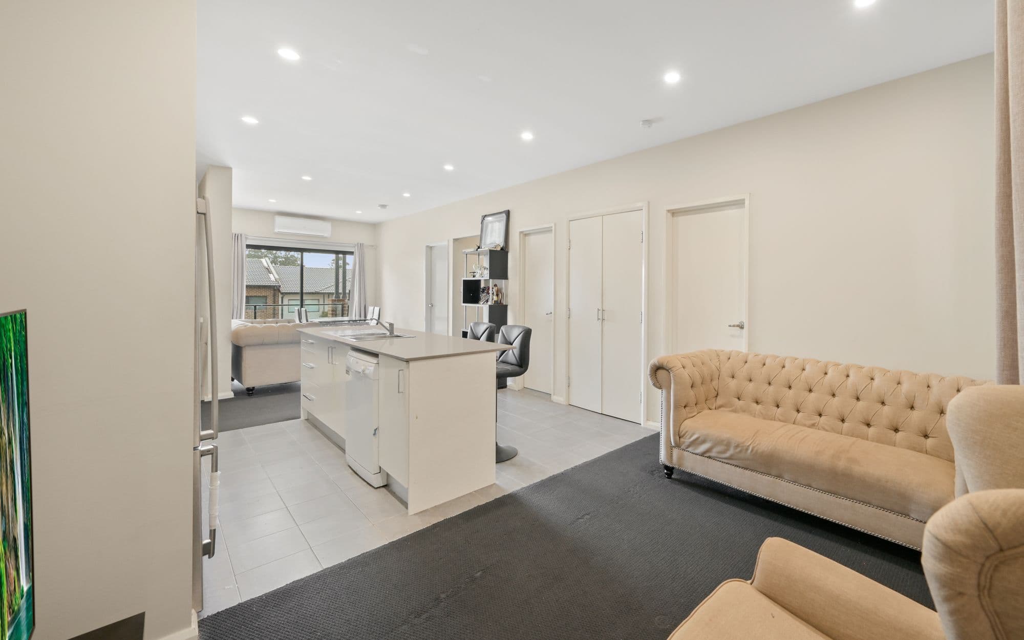 12/26 Third Avenue, Macquarie Fields NSW 2564, Parkside - Thumbnail 6