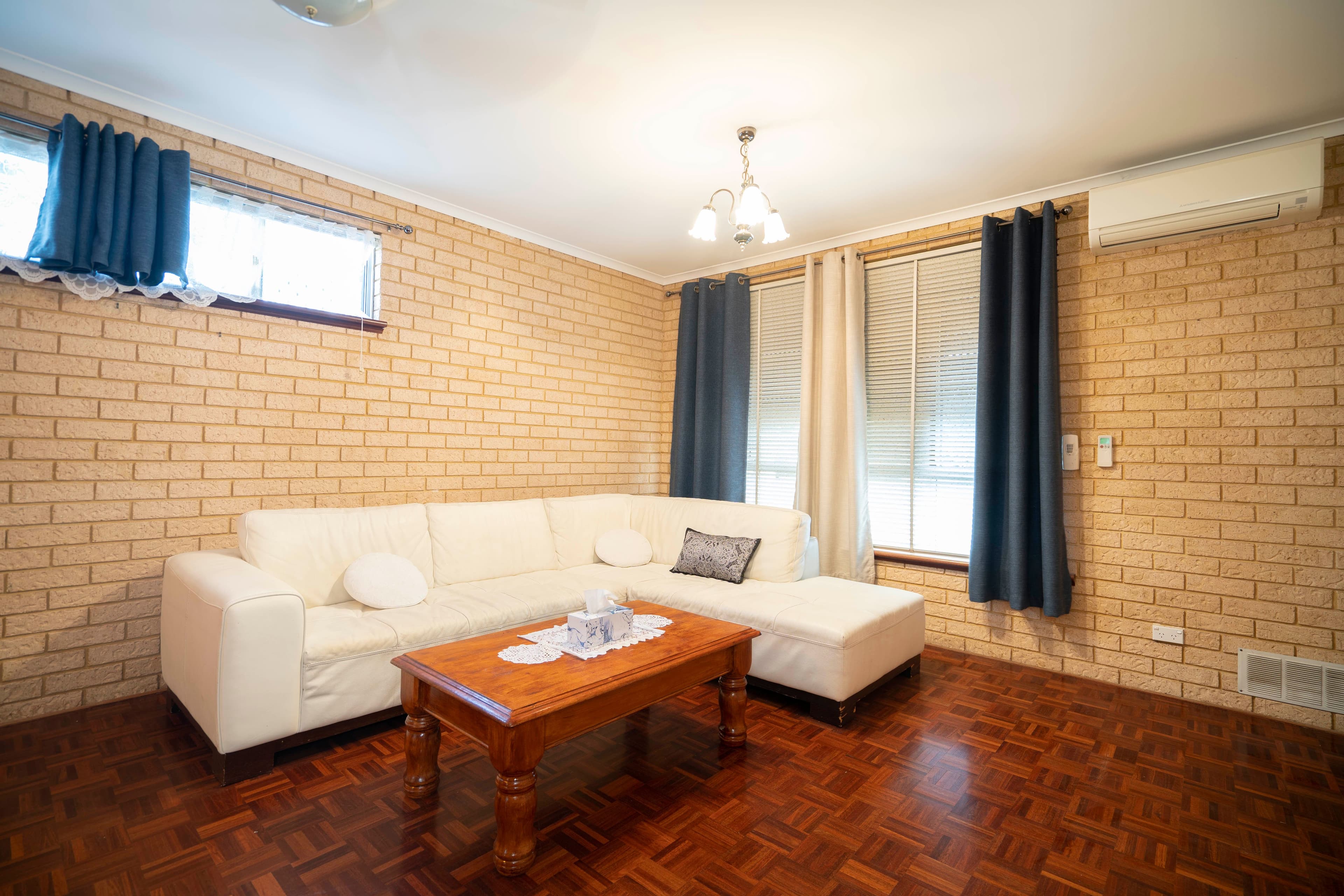 425 Belgravia Street, Cloverdale WA 6105, Cloverdale - Thumbnail 4