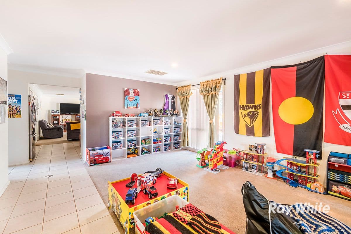 24 Shore Grove, Coburg North - Thumbnail 5