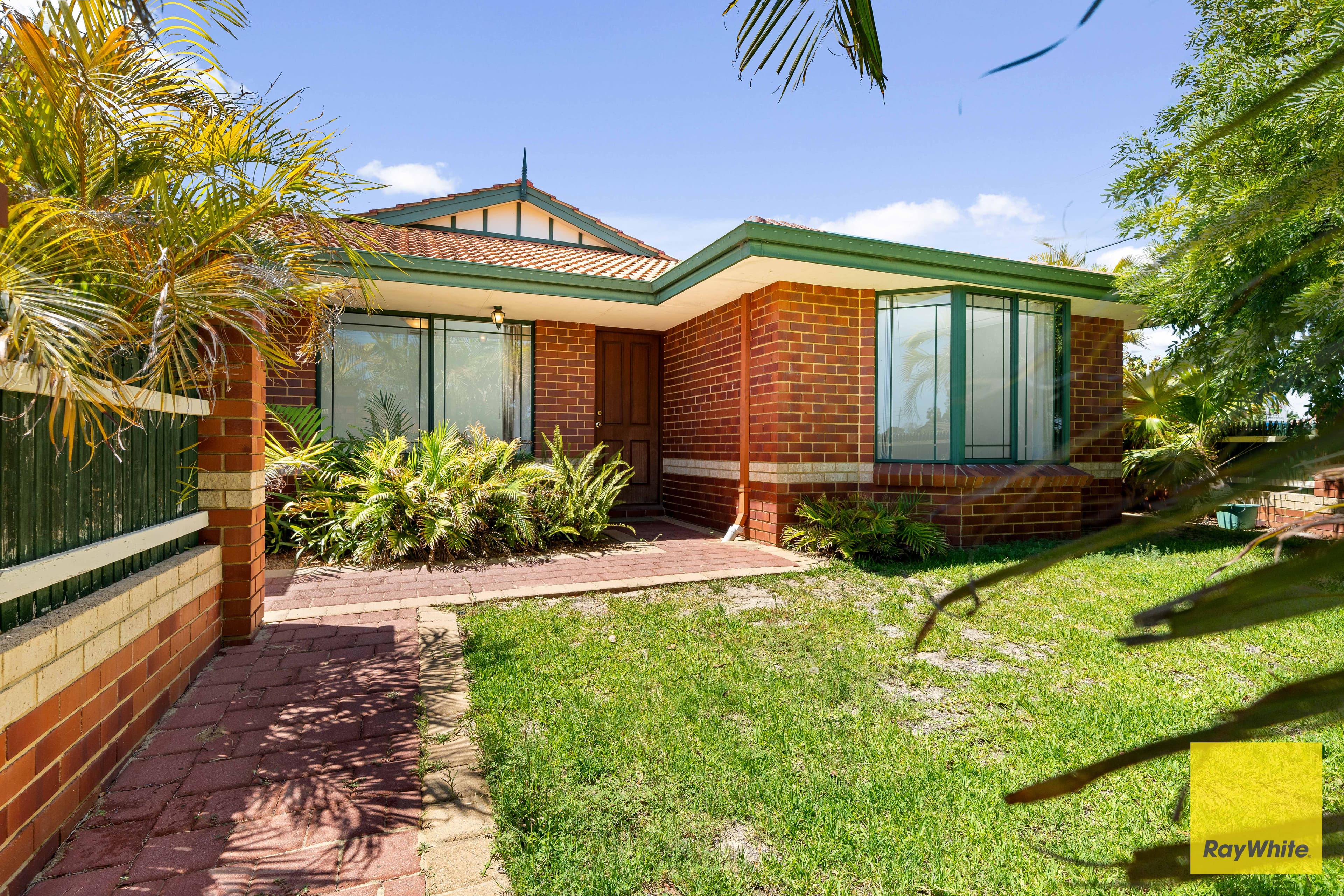 59 WOLSELEY Road, Morley WA 6062, Morley - Thumbnail 2