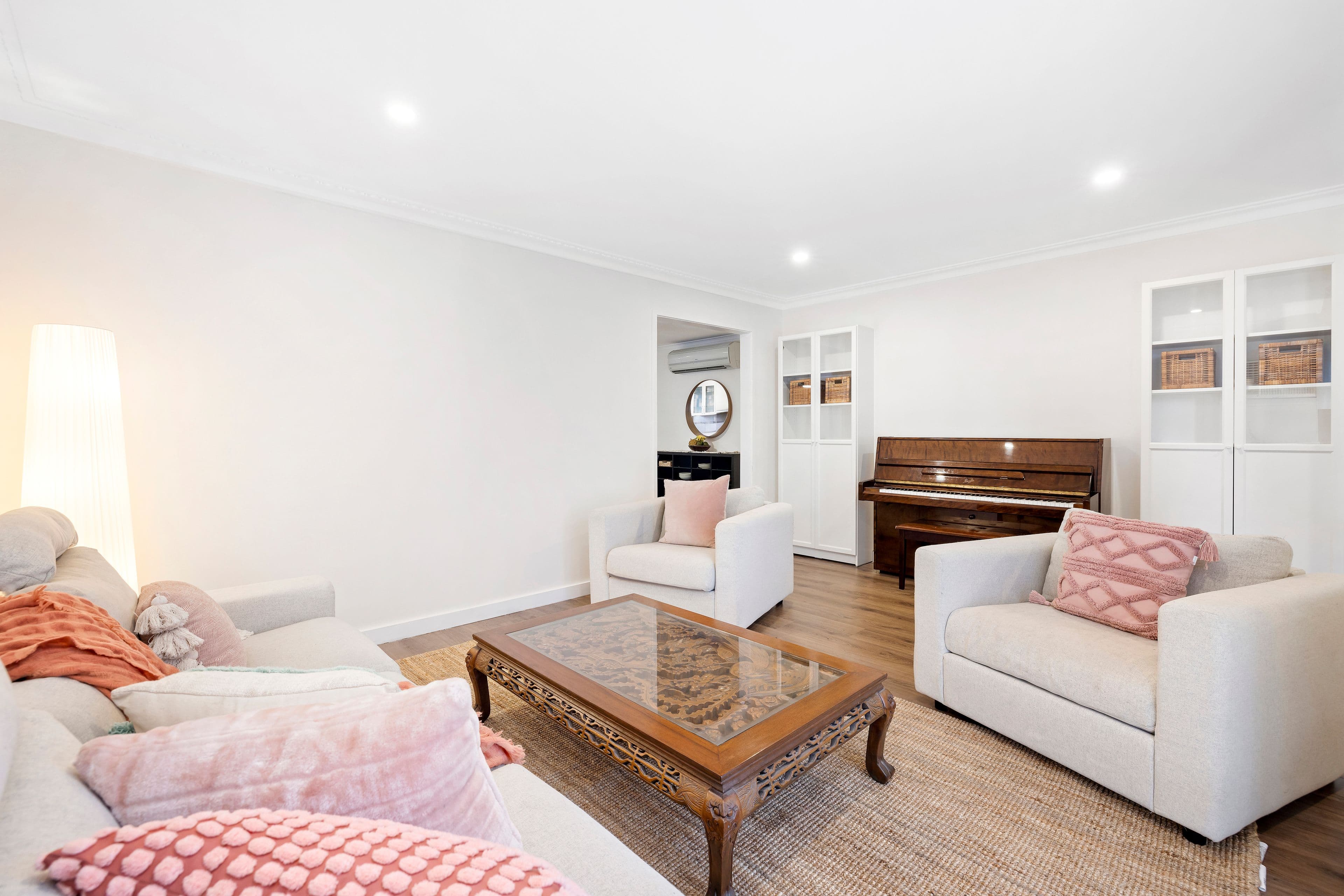 1 Blake Court, Scoresby VIC 3179, Scoresby - Thumbnail 2