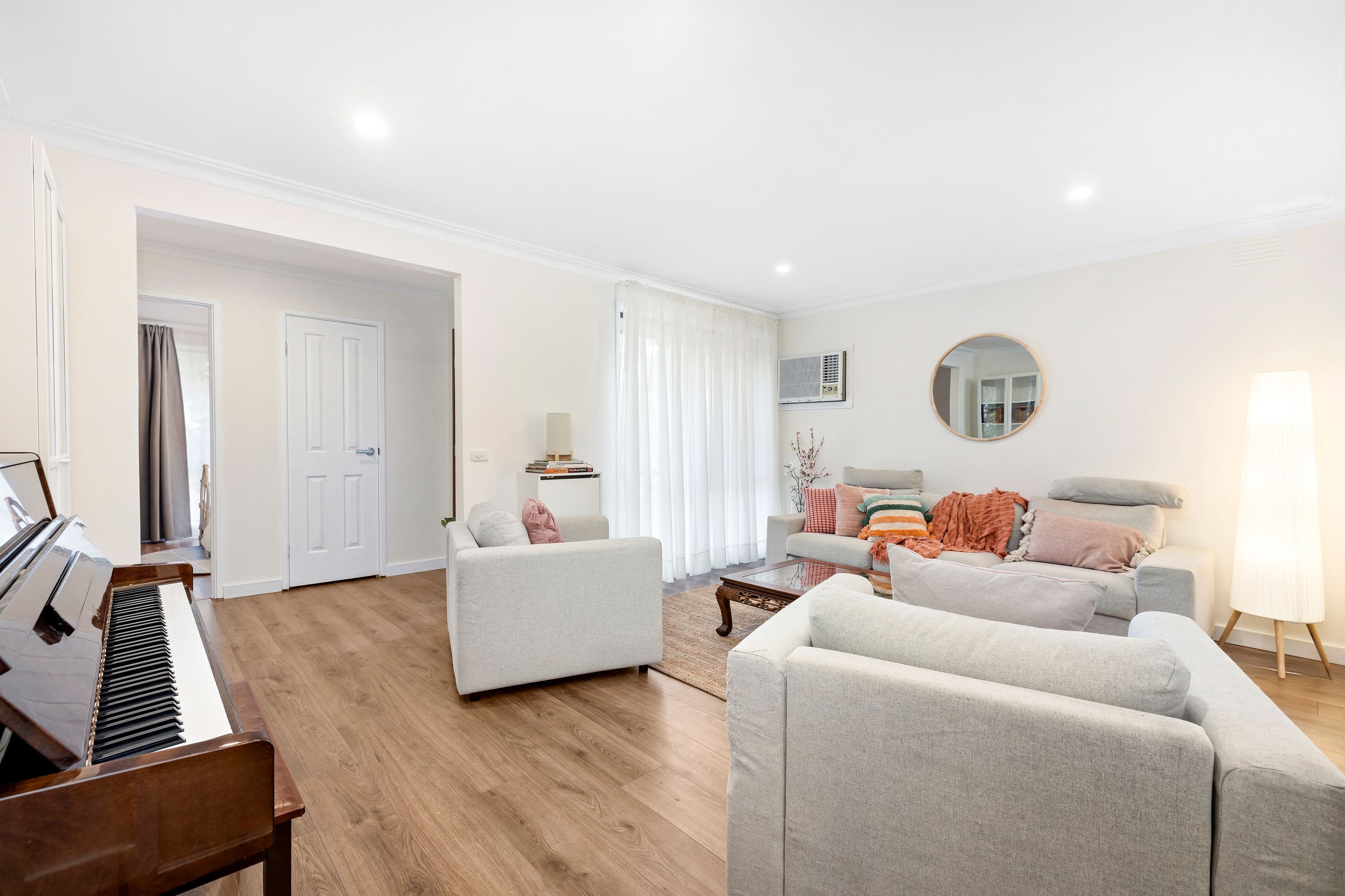 1 Blake Court, Scoresby VIC 3179, Scoresby - Thumbnail 3