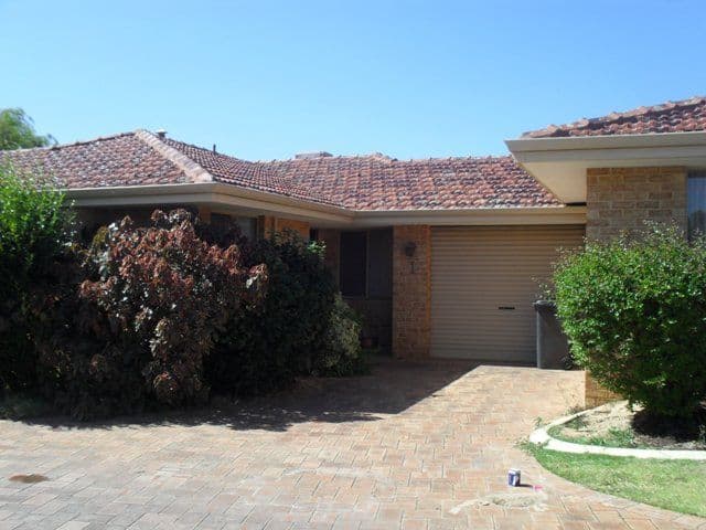 4 Heron Place, MADDINGTON WA 6109, Maddington - Image 1