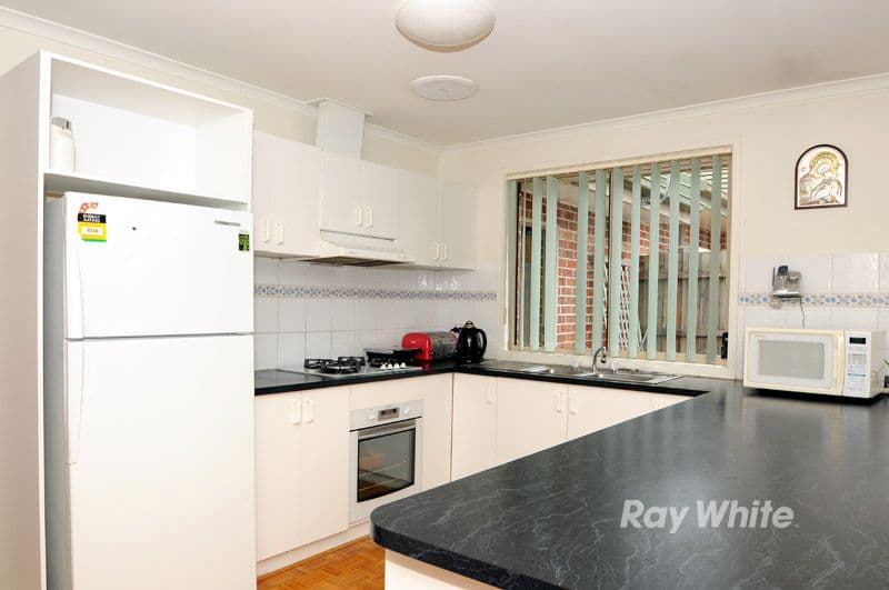 9 Verdant Drive, KEYSBOROUGH VIC 3173, Keysborough - Thumbnail 2