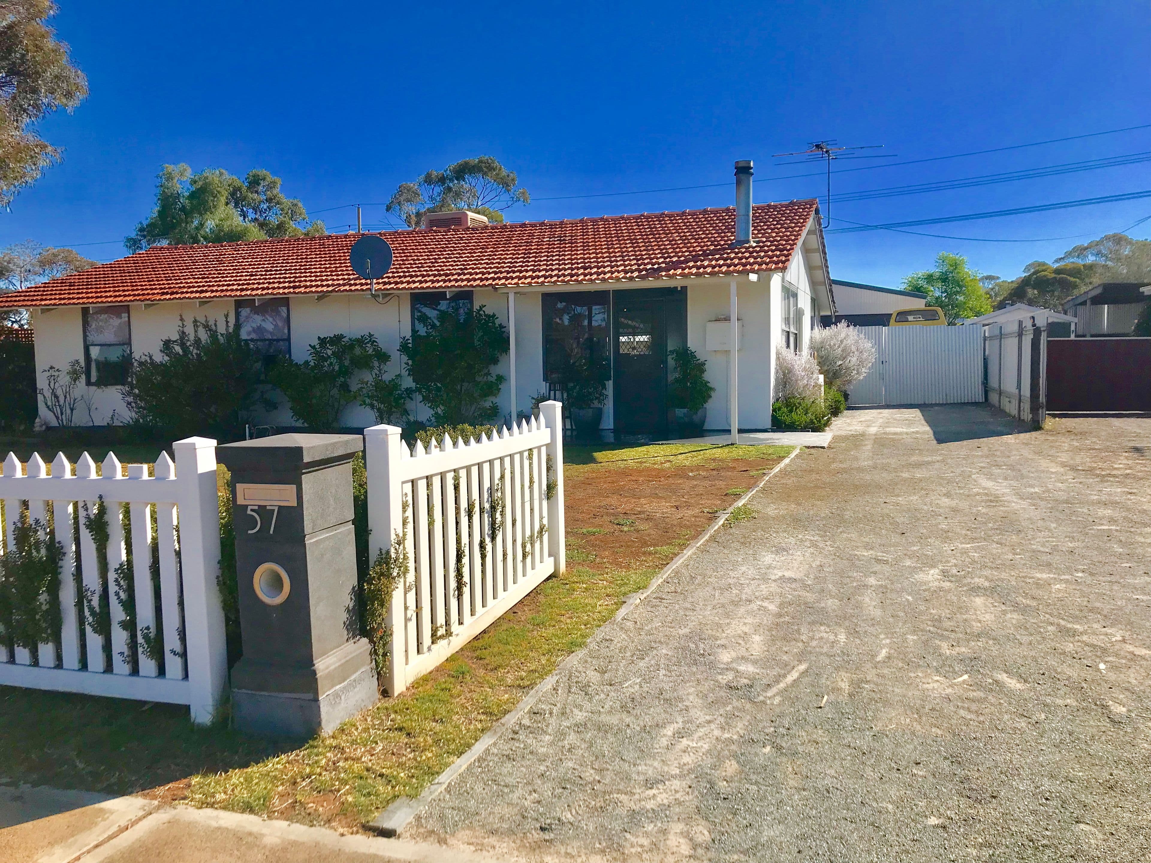 57 Bluebush Road, Kambalda West WA 6442, Kambalda West - Thumbnail 2