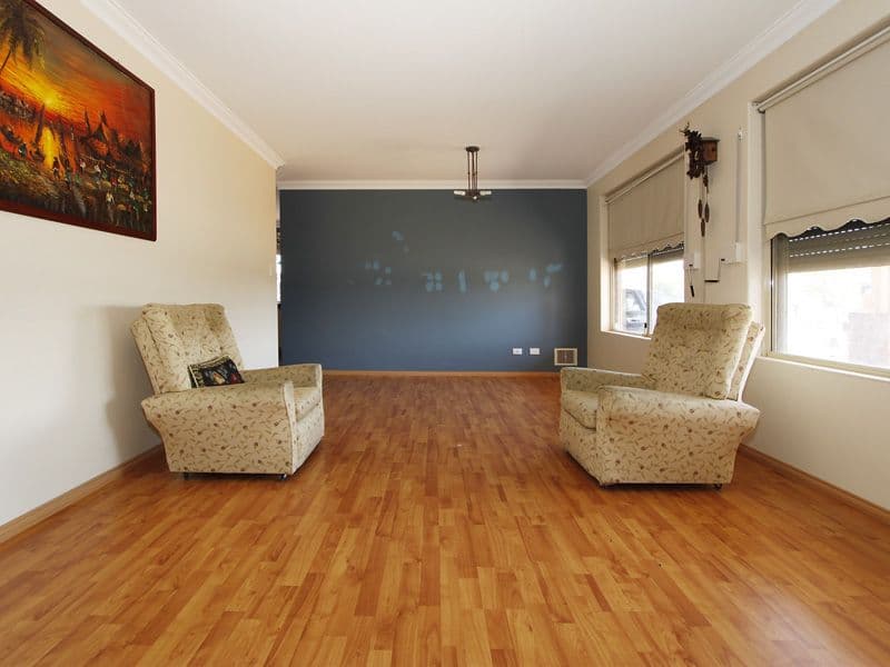 33 Woodleigh Gardens, BALLAJURA WA 6066, Ballajura - Thumbnail 7