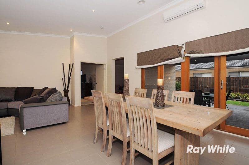 8 Honeybark Crescent, LYNDHURST VIC 3975, Lyndhurst - Thumbnail 6