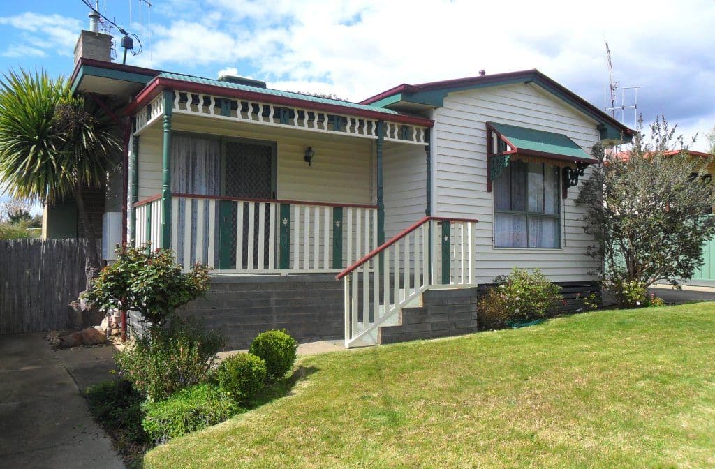 11 Jordon Street, SEYMOUR VIC 3660, Seymour - Image 1