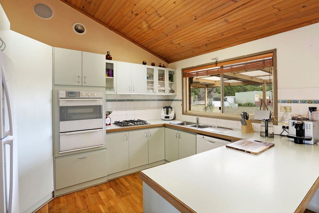 45 Lockyers Road, Lara VIC 3212, Lara - Thumbnail 3