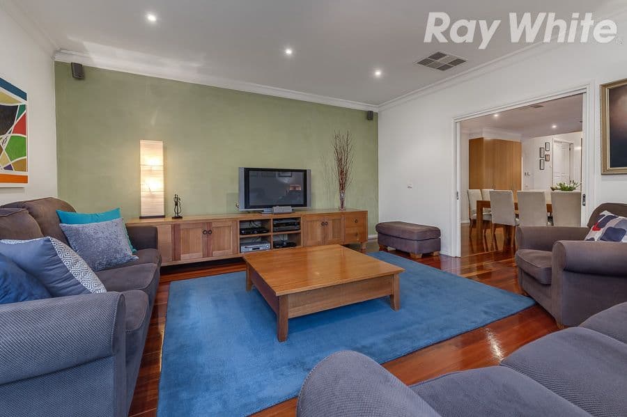 42 Cheadle Crescent, BUNDOORA VIC 3083, Bundoora - Thumbnail 6