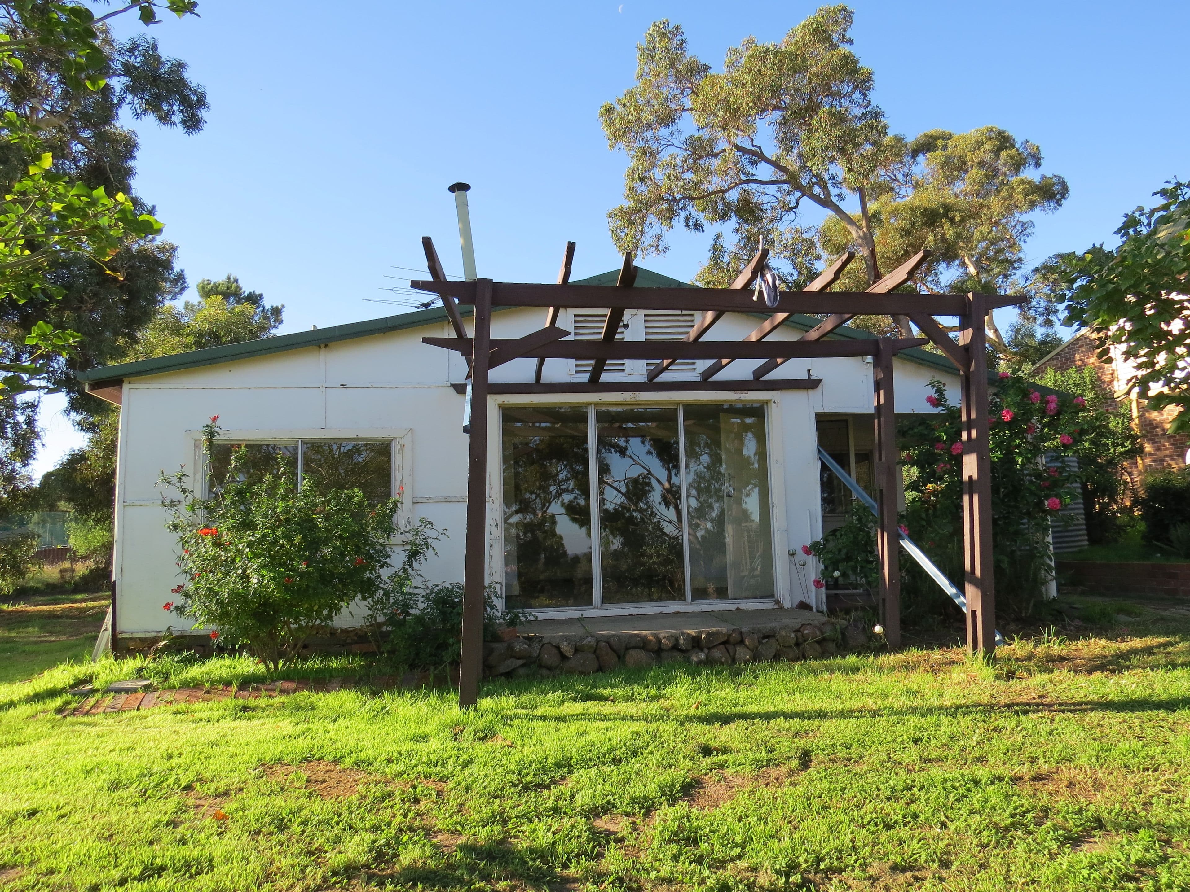 214 Holmes Road, Forrestfield WA 6058, Forrestfield - Thumbnail 2