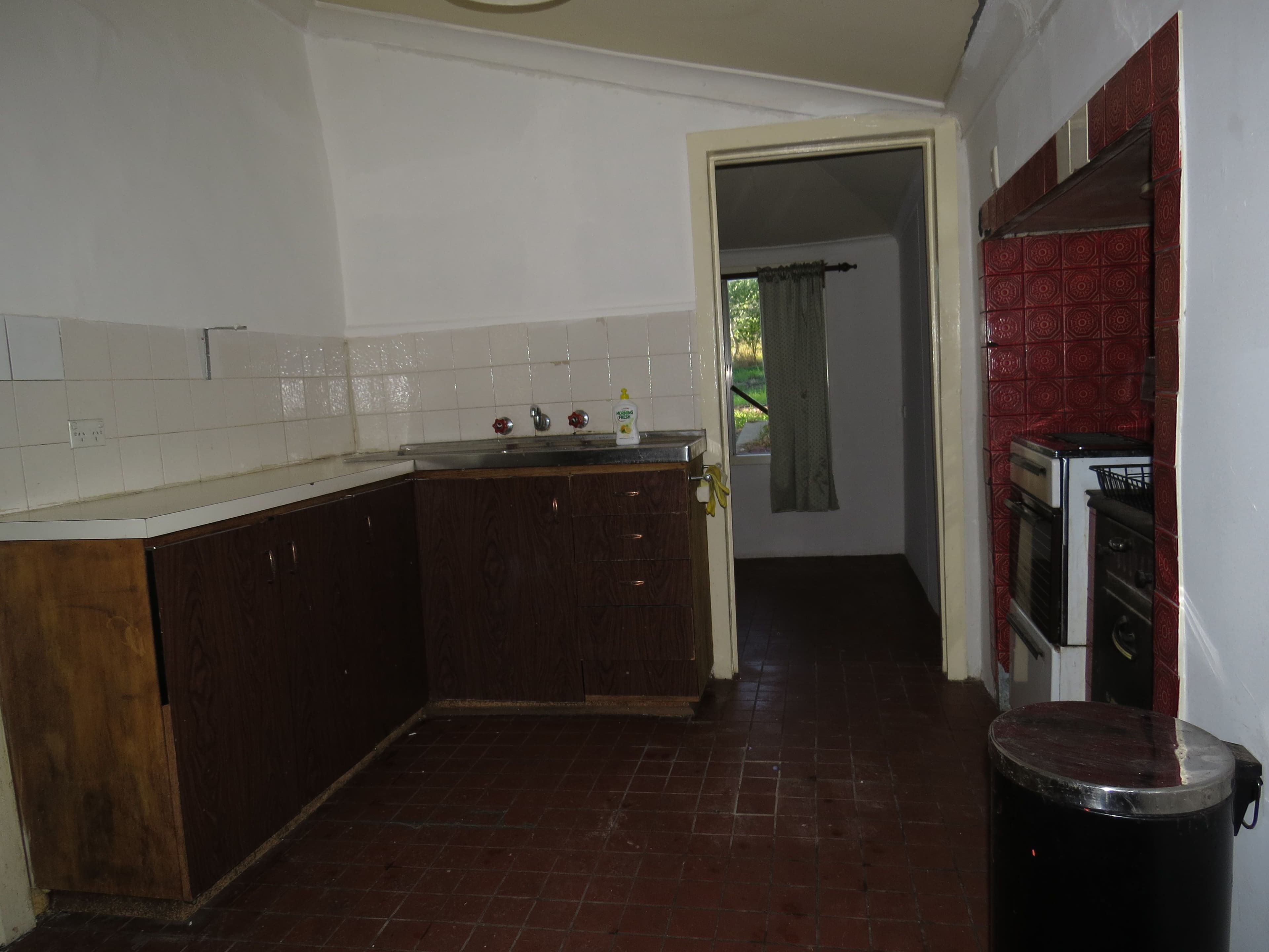 214 Holmes Road, Forrestfield WA 6058, Forrestfield - Thumbnail 4