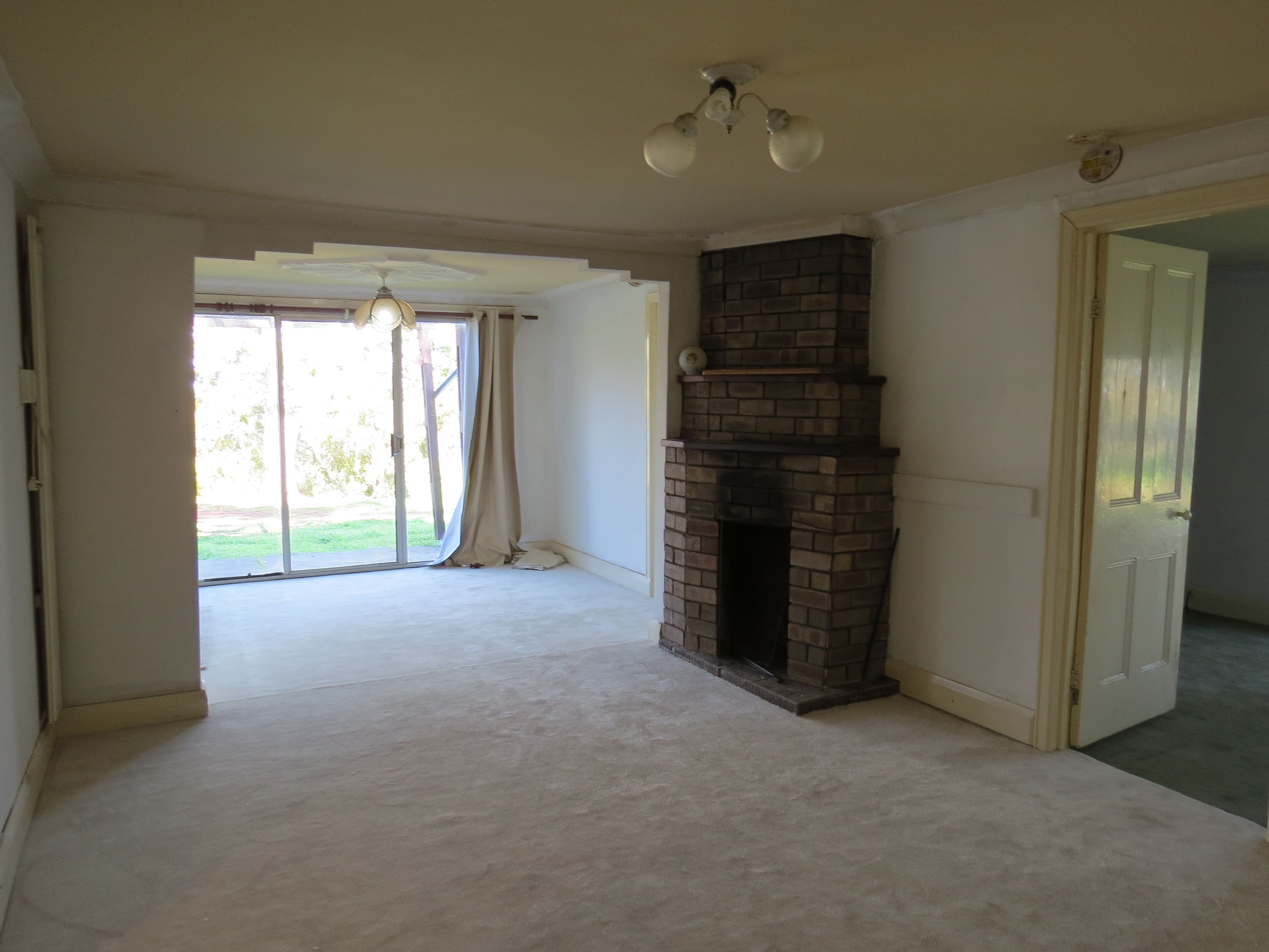 214 Holmes Road, Forrestfield WA 6058, Forrestfield - Thumbnail 5