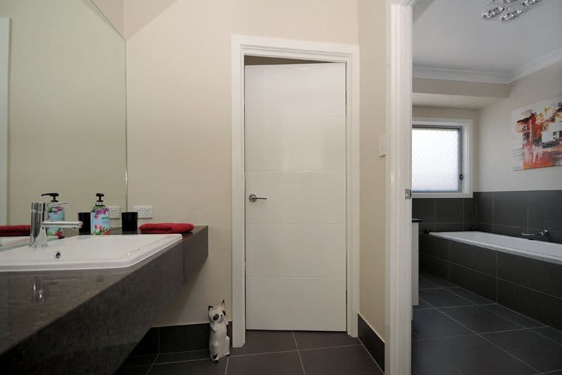 69 Wood Drive, Middle Ridge QLD 4350, Middle Ridge - Thumbnail 7
