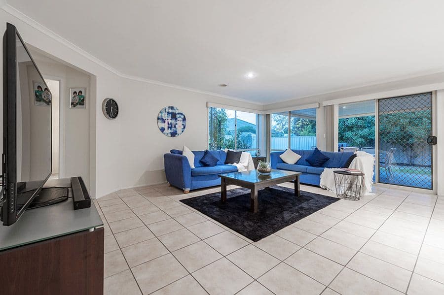 56 Lakes Drive, Craigieburn VIC 3064, Craigieburn - Thumbnail 4