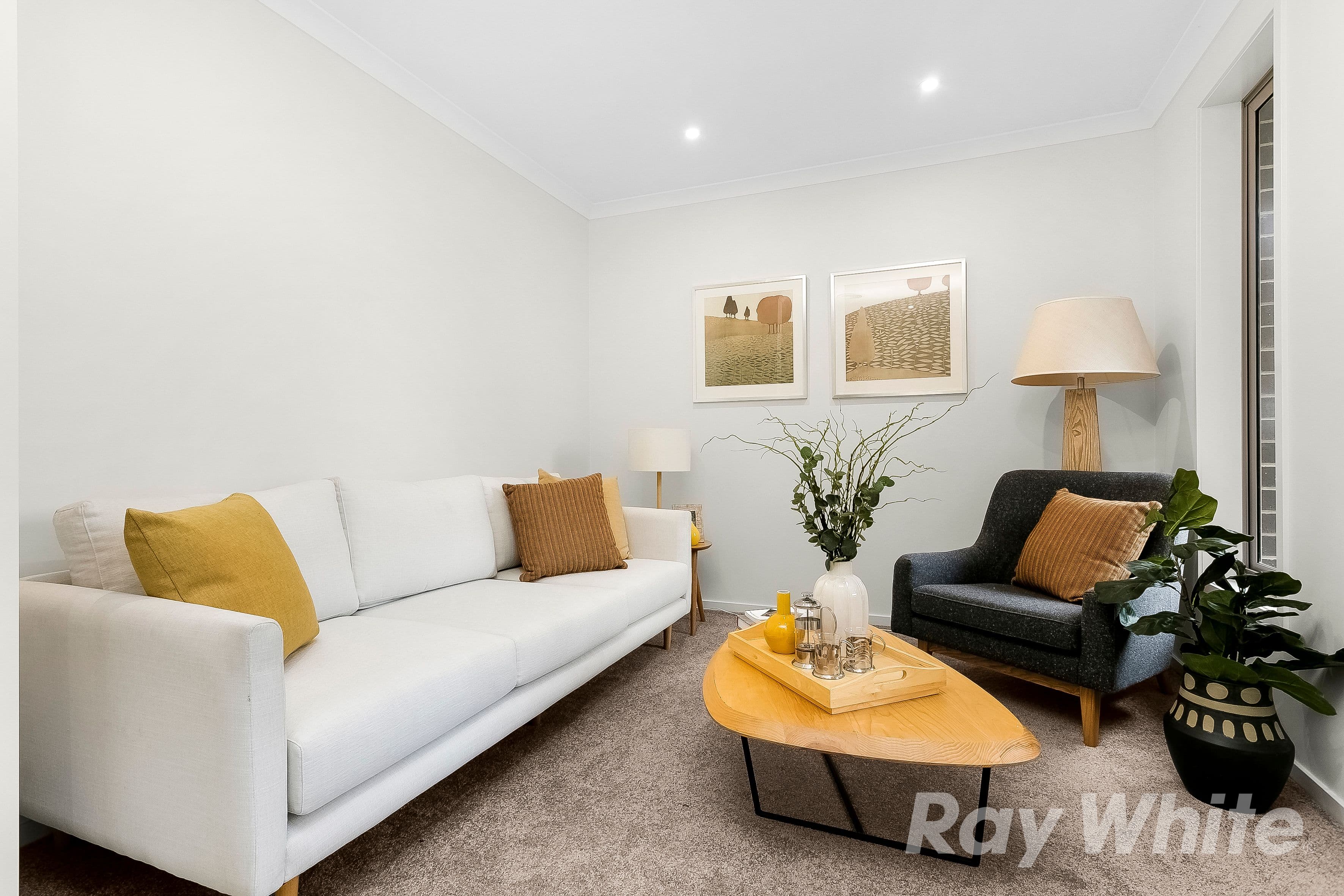34 Kirstina Road, Glen Waverley VIC 3150, Glen Waverley - Thumbnail 3