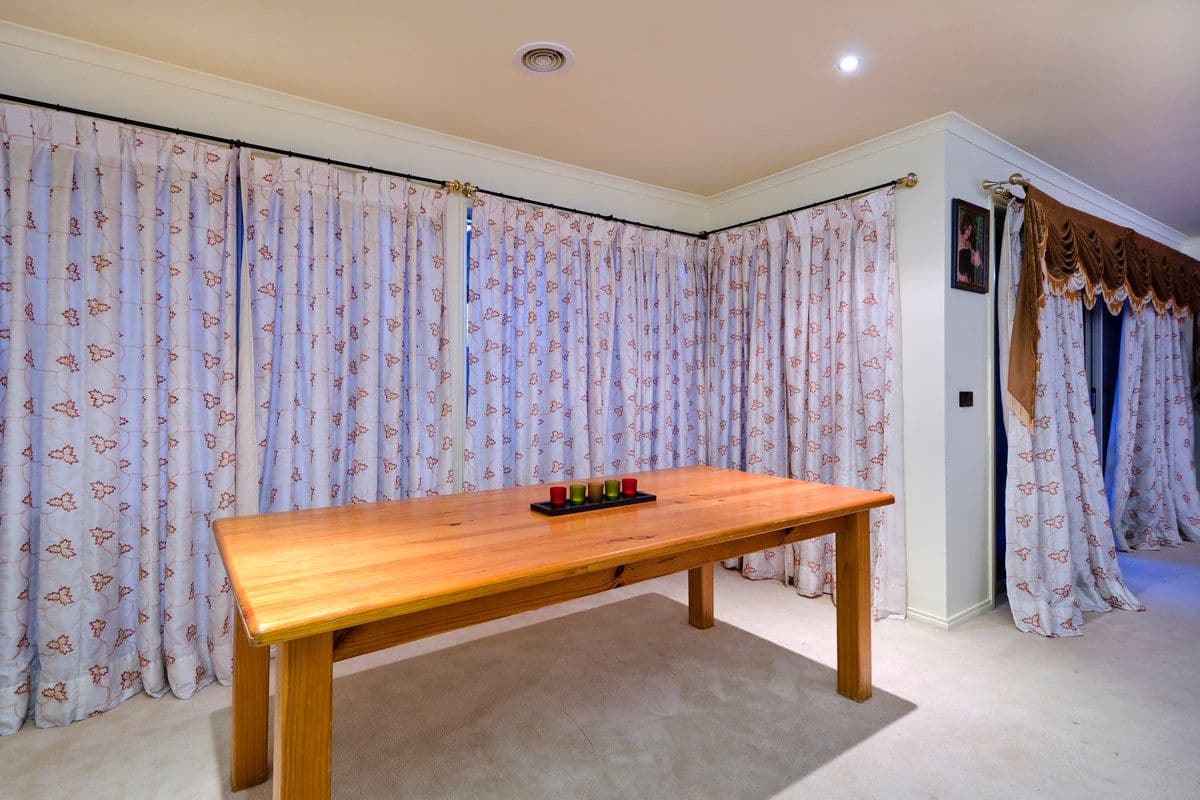 77 Knightsbridge Drive, TARNEIT VIC 3029, Tarneit - Thumbnail 6