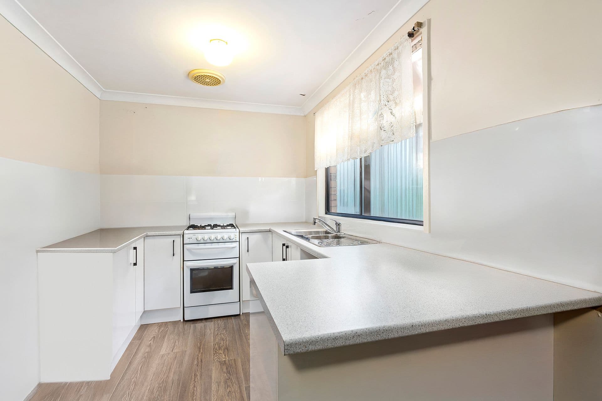 18 Glenhaven Street, Woonona NSW 2517, Woonona - Thumbnail 3