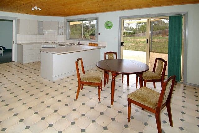 7  Hurst Road, HURSTBRIDGE VIC 3099, Hurstbridge - Thumbnail 6