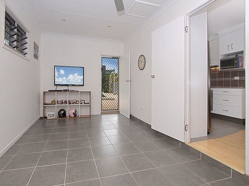 8 Banksia Street, KIRWAN QLD 4817, Kirwan - Thumbnail 6
