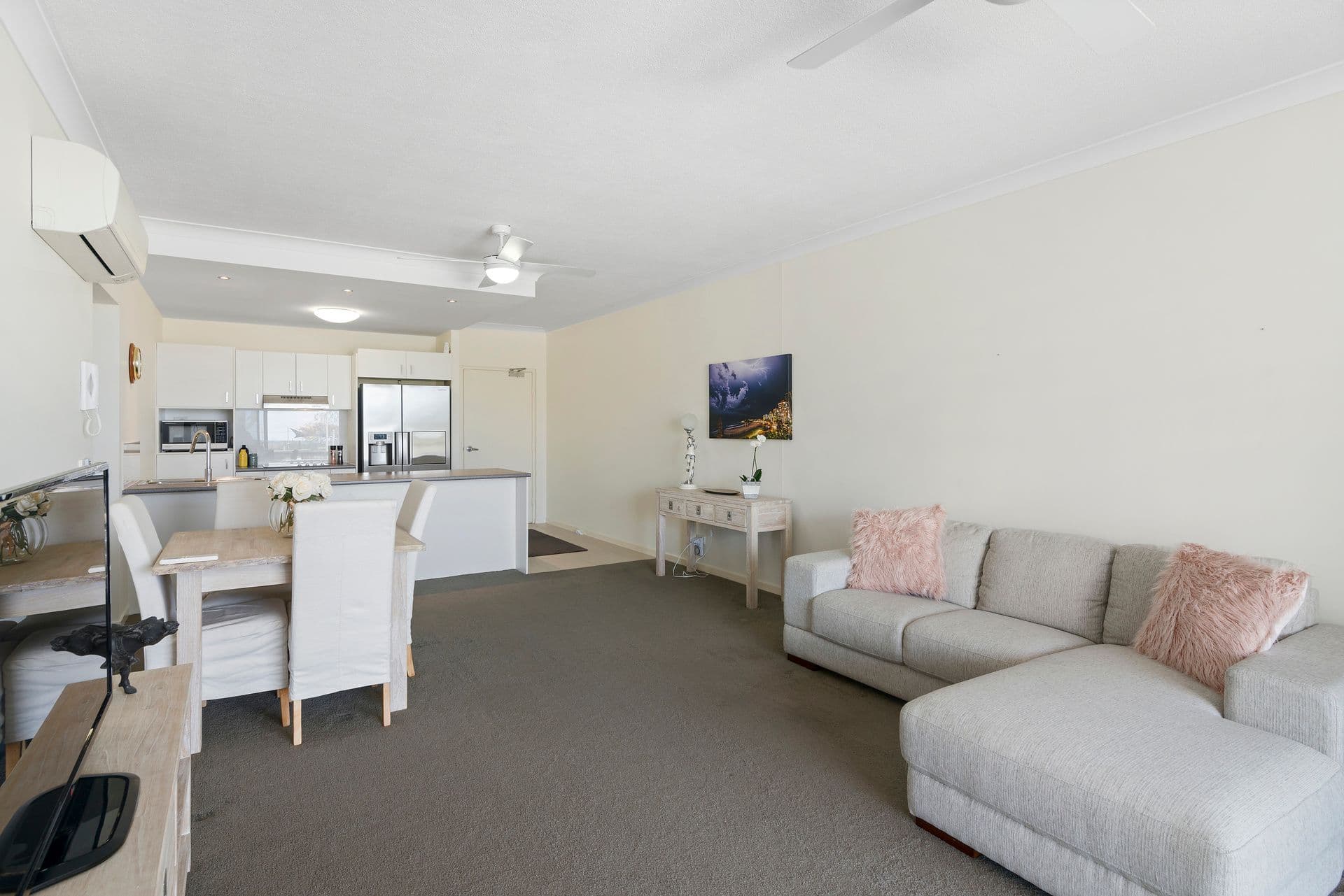 2 Tallebudgera Drive, Palm Beach QLD 4221, Palm Beach - Image 1