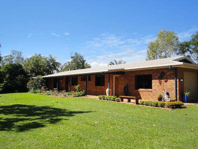 29 Malcom Road, TINAROO QLD 4872, Tinaroo - Image 1