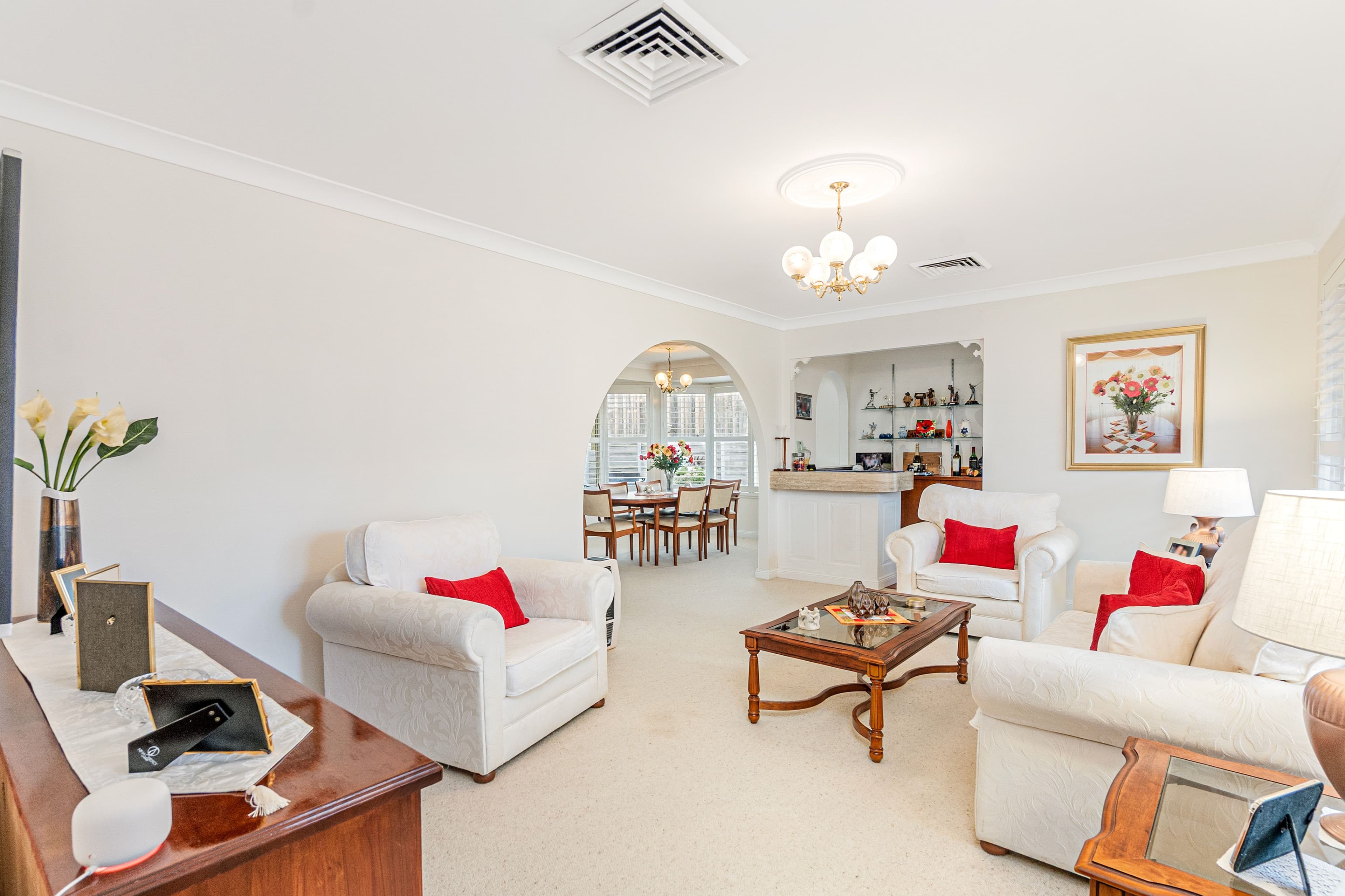 8 Braemore Court, Castle Hill NSW 2154, Castle Hill - Thumbnail 2