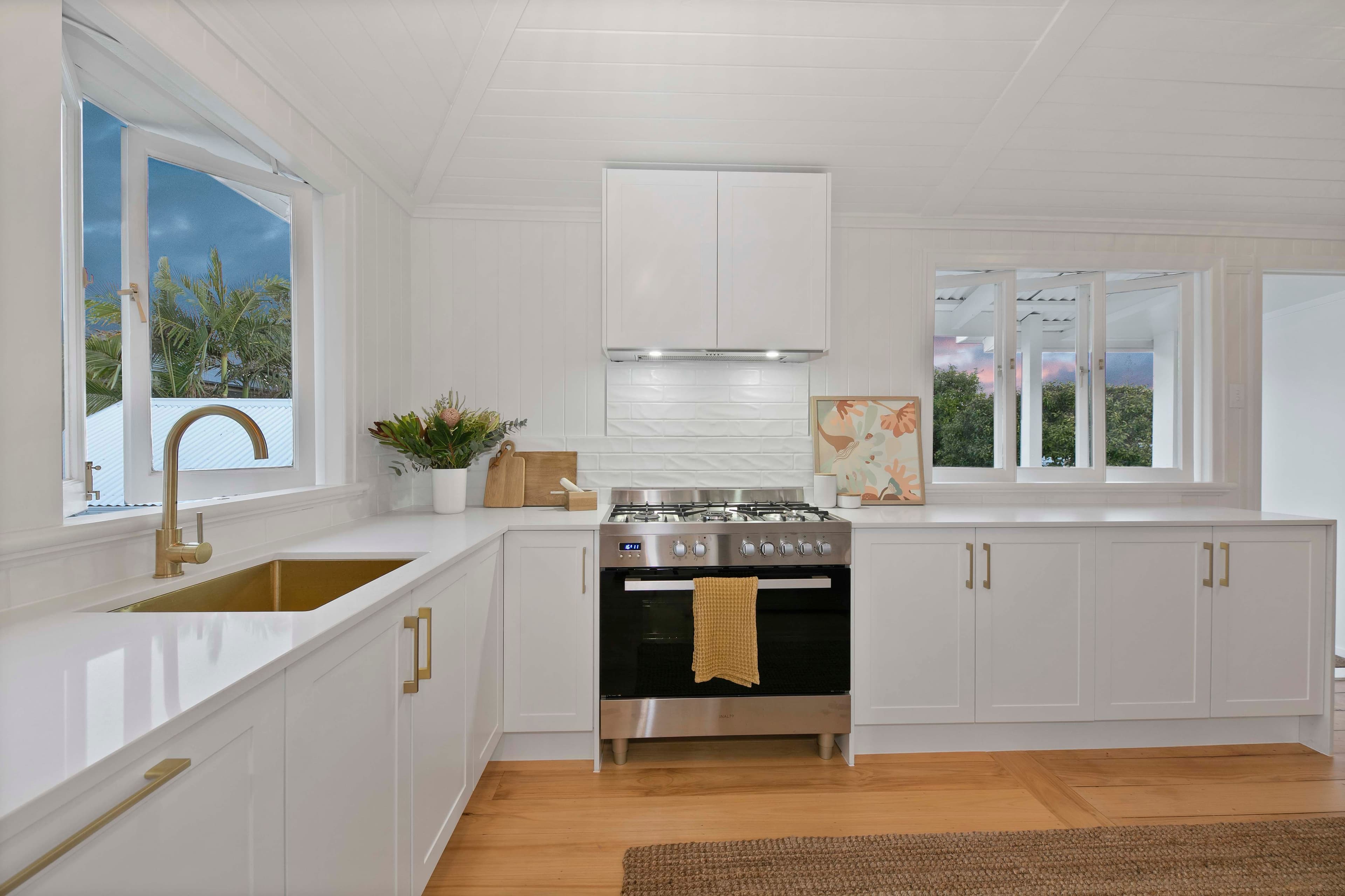94 Englefield Road, Oxley QLD 4075, Oxley - Thumbnail 2