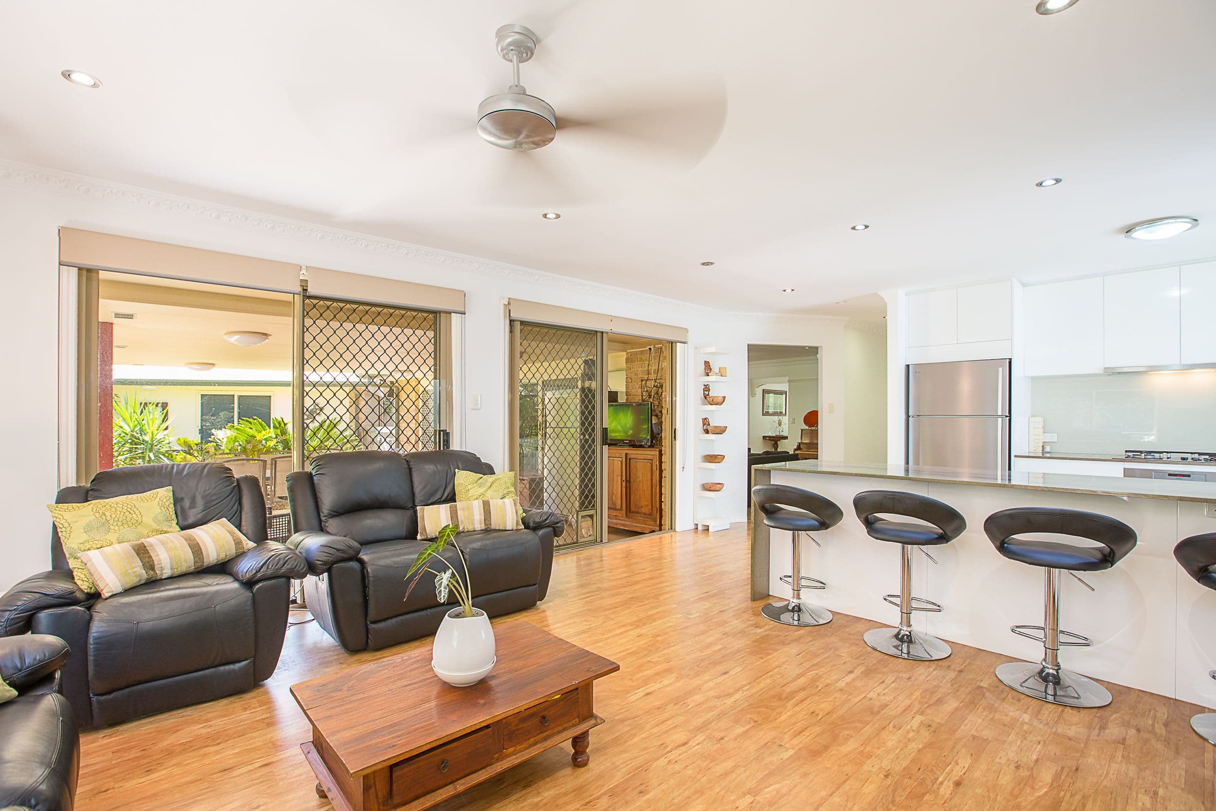 5 Fuji Close, Southport QLD 4215, Southport - Thumbnail 2