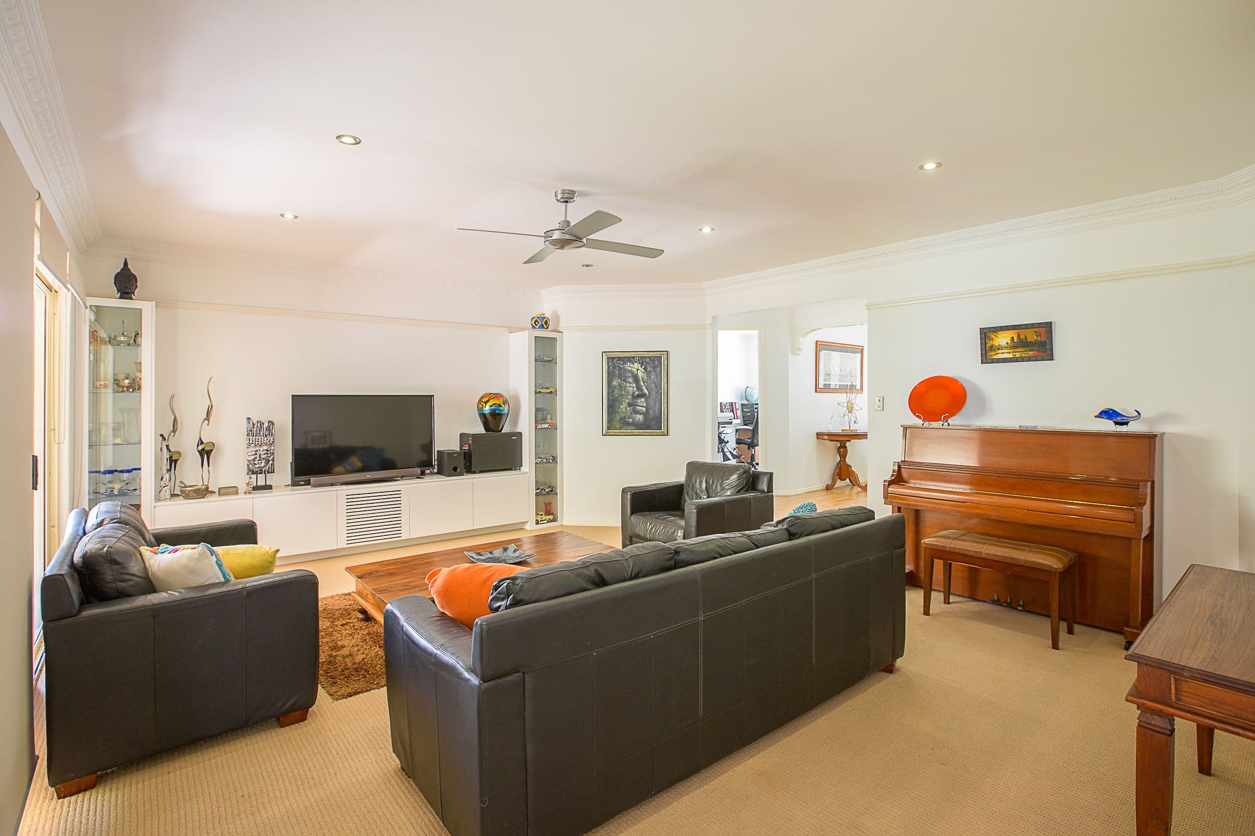 5 Fuji Close, Southport QLD 4215, Southport - Thumbnail 4