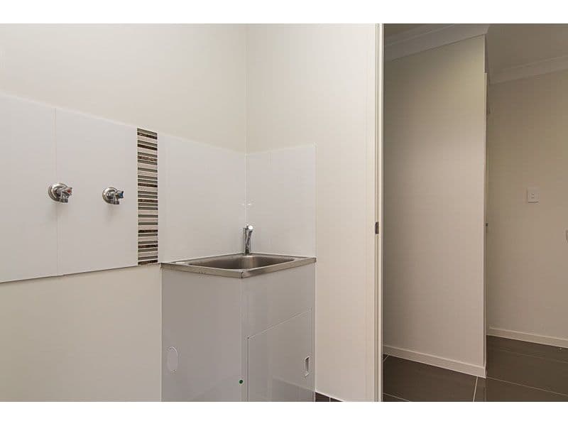 65 Willow Rise Drive, Waterford QLD 4133, Waterford - Thumbnail 7