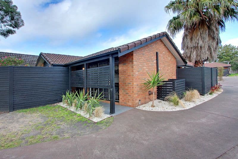 2  Oakland Street, MORNINGTON VIC 3931, Mornington - Image 1