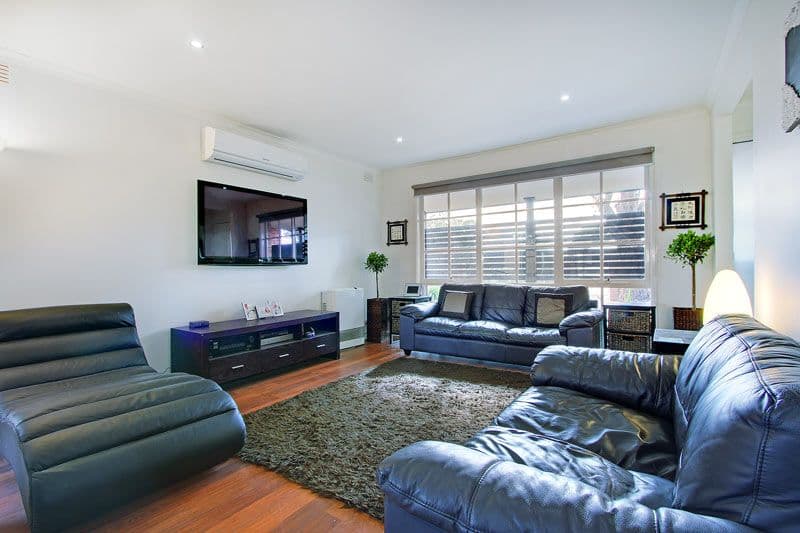 2  Oakland Street, MORNINGTON VIC 3931, Mornington - Thumbnail 3