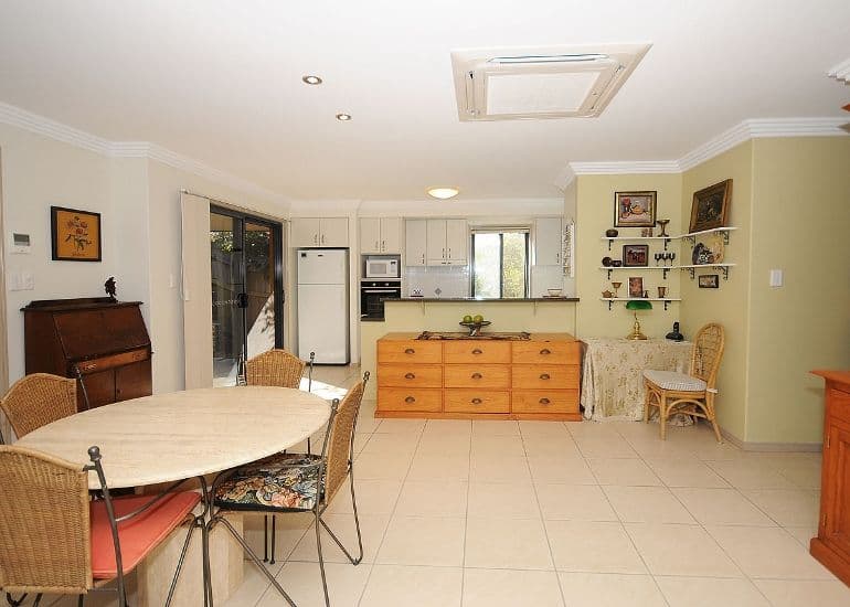 12 Barry Street, TORQUAY QLD 4655, Torquay - Thumbnail 6