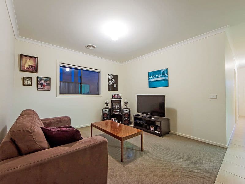 8 Brookwood Street, TARNEIT VIC 3029, Tarneit - Thumbnail 5
